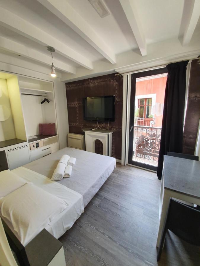 Emphasis Suites & Rooms Cagliari Exterior foto