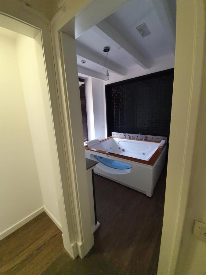 Emphasis Suites & Rooms Cagliari Exterior foto
