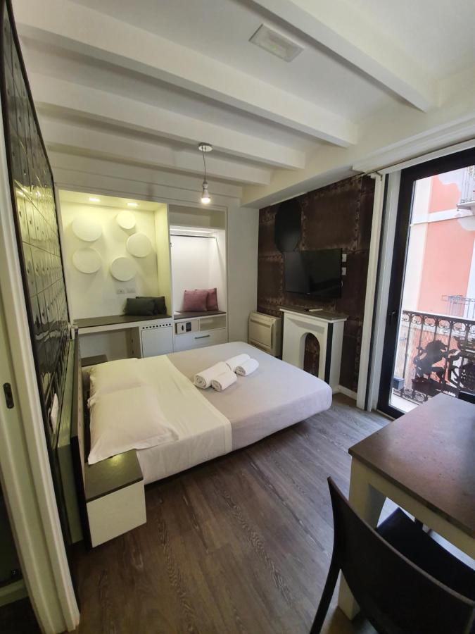 Emphasis Suites & Rooms Cagliari Exterior foto